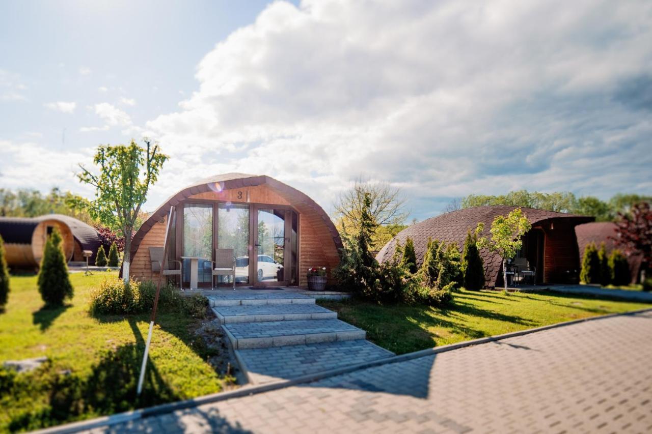 Montana Garden Rasinari Exterior foto